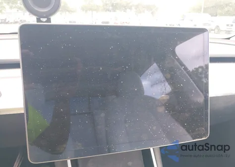 2020 Tesla Model Y Long Range Dual Motor All-Wheel Drive z USA, uszkodzony, nr VIN 5YJYGDEE8LF040956